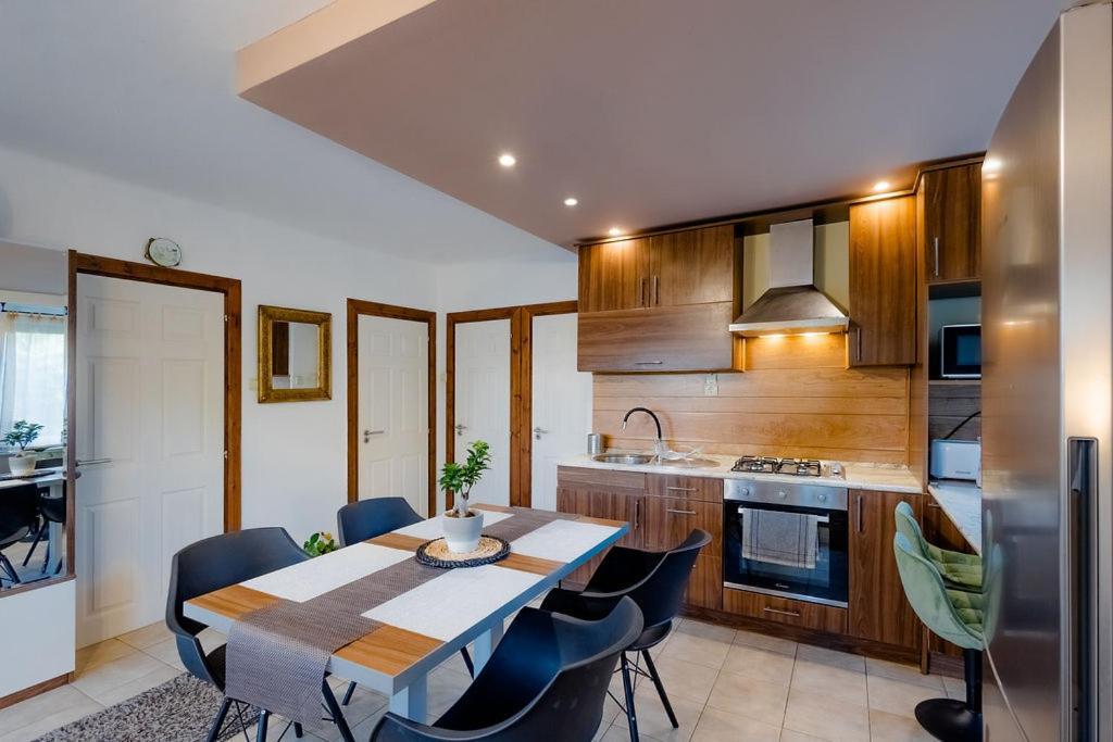 Fatima Apartman Сиофок Екстериор снимка